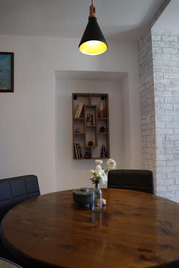 Guest House Dimant Burgas Bagian luar foto